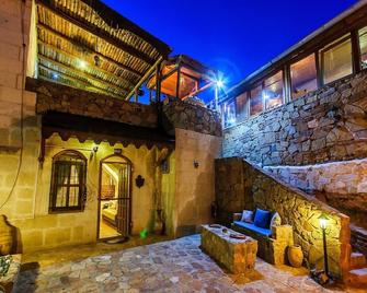 Adanos Konuk Evi - Avanos - Patio
