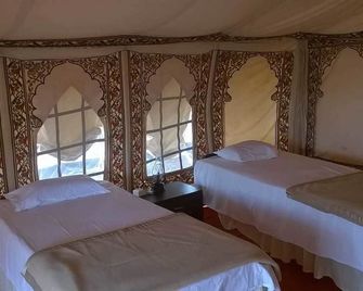 A Plus Hospitalities - Prayagraj - Bedroom