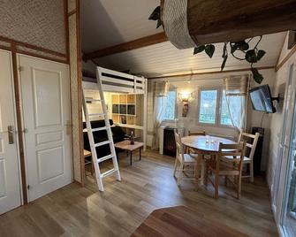 En toute quiétude - Lissac-sur-Couze - Comedor