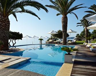 Afitis Boutique Hotel - Афітос - Басейн