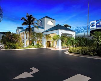 Best Western Lake Okeechobee - Okeechobee - Будівля