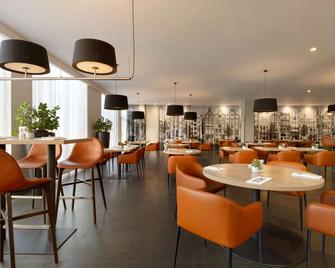 Ramada by Wyndham Amsterdam Airport Schiphol - Badhoevedorp - Restaurant