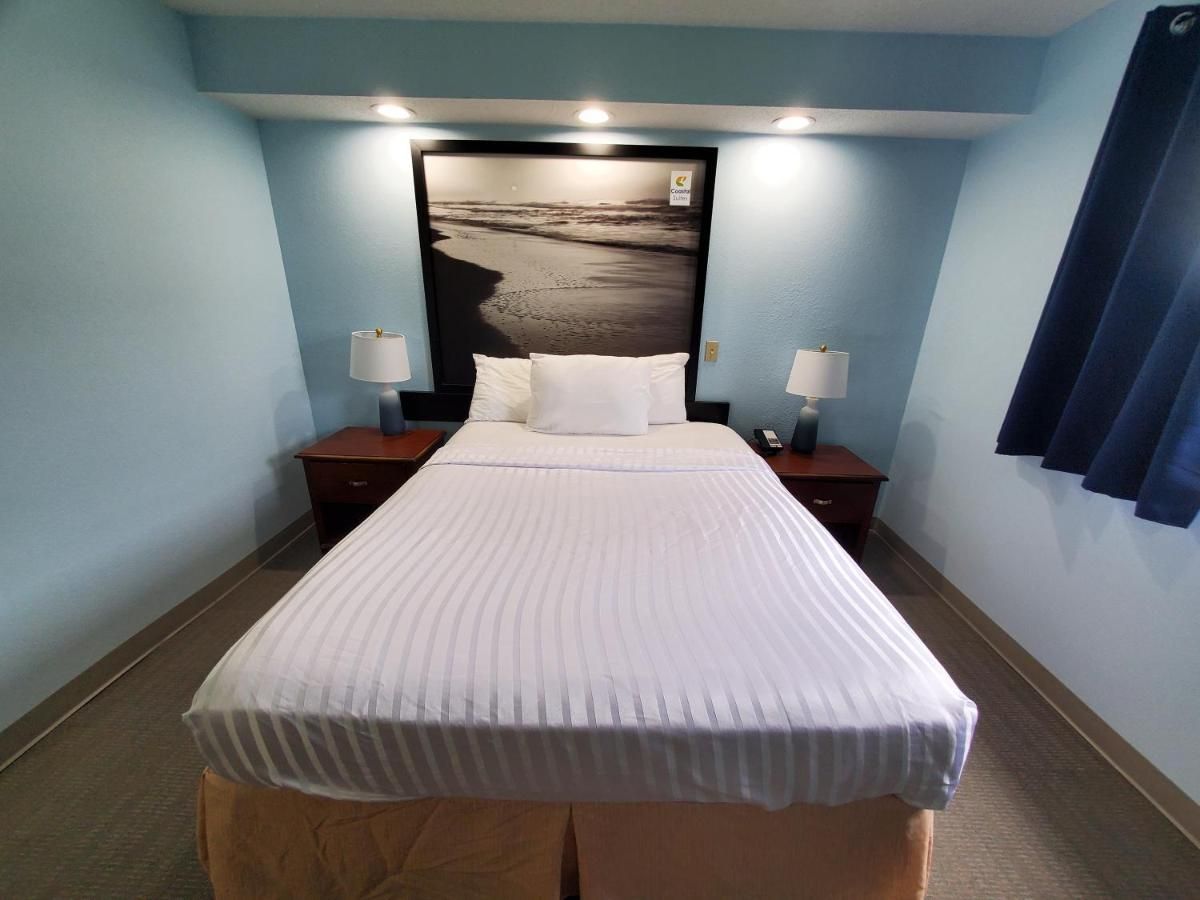 Coastal Inn & Suites