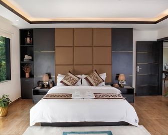 Nagarjun Resort - Embrace Tranquility Natures Retreat Beyond the City - Kathmandu - Bedroom