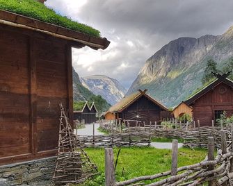 Gudvangen Budget Hotel - Gudvangen - Outdoors view