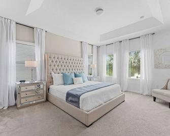 Super Trend - 6bd 4bas With Amenties Gym Jaccuzi - Kissimmee - Bedroom
