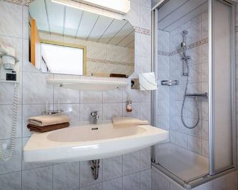 Hotel Alpenrose - Pertisau - Bathroom