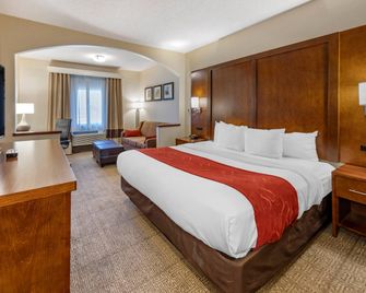 Comfort Suites Near Six Flags Magic Mountain - Stevenson Ranch - Slaapkamer