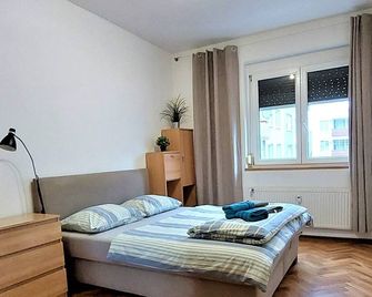 'Like a Home' Apartment - براتيسلافا - غرفة نوم