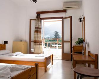 Velissarios Hotel - Chersonissos - Schlafzimmer