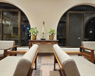 Hotel Lumbini Garden New Crystal - Lumbini Sanskritik
