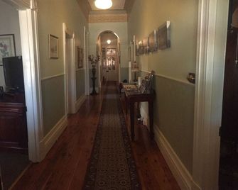 Carlyle House B&B - Rutherglen - Gang