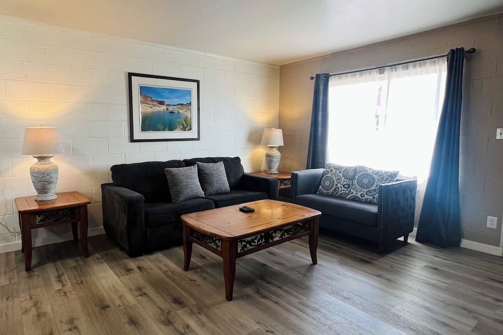 Lake Powell Motel & Apartments - Page - Sala de estar