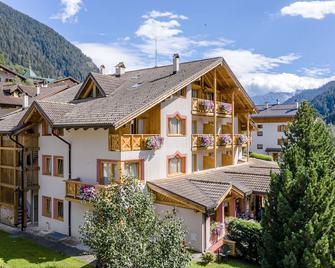 Active Hotel Gran Zebru' - Peio - Gebouw