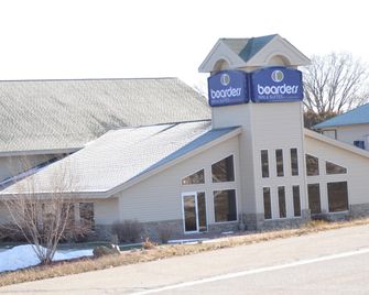 Boarders Inn & Suites by Cobblestone Hotels - Fayette - Fayette - Edificio