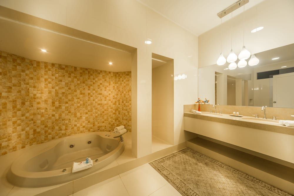 Bathroom view of El Golf Hotel Boutique