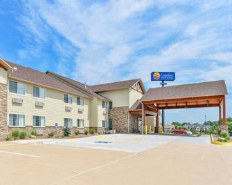Comfort Inn & Suites Riverview - Le Claire - Building