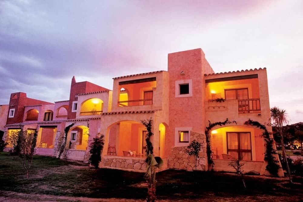 Igv Club Santagiusta - Castiadas - Building