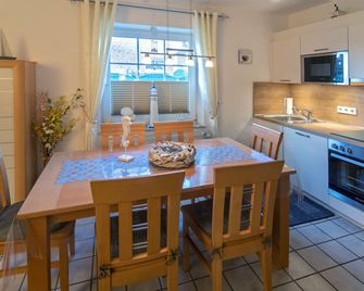 Herta - Nessmersiel - Essbereich