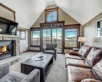 Crystal Peak Lodge - Breckenridge - Oturma odası