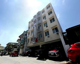 OYO 858 City Stay Inns Bgc Nuevo - Makati