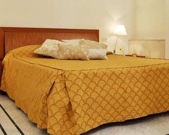 Hotel Metropol - Senigallia - Makuuhuone