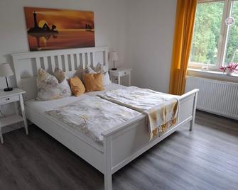Ferienhaus Mauersegler - Hemfurth-Edersee - Schlafzimmer
