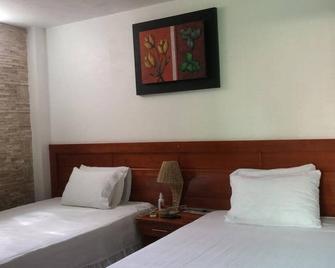 Casa de Huespedes Milena - Puerto Baquerizo Moreno - Habitación