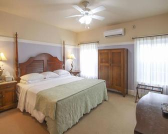Beach Spa Bed and Breakfast - Virginia Beach - Habitación