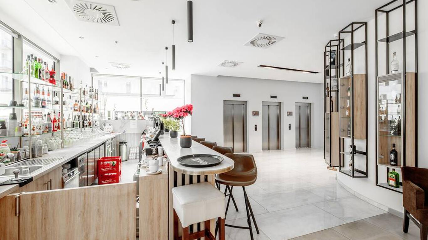 DI Verdi Imperial Hotel