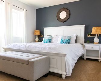 Family-friendly 2bd Condo in Historic San Juan + Patio! - San Juan Capistrano - Bedroom
