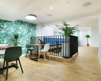 The Playce Hotel & Bar By Happyculture - Paris - Restaurant