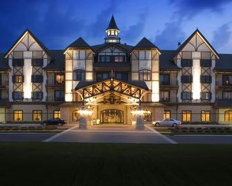 Boyne Mountain Resort - Boyne Falls - Building