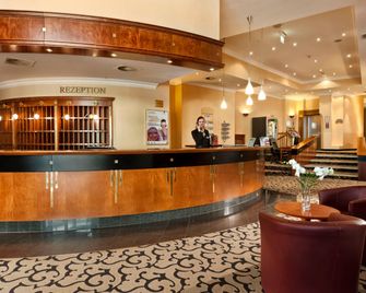 Wyndham Garden Berlin Mitte - Berlin - Lobby