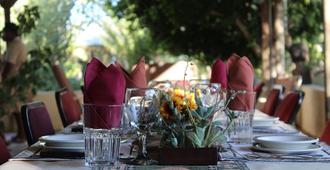 Etango Ranch Guestfarm - Windhoek - Restaurant