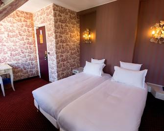 Regyn'S Montmartre - Paris - Bedroom