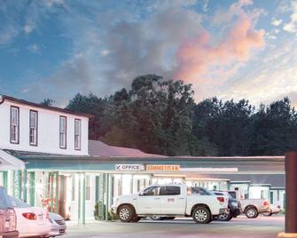 Knights Inn Emporia - Emporia - Rakennus