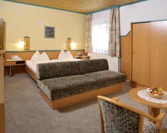 Familienhotel Steindl - מילשטאט - חדר שינה