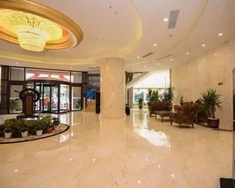 Days Hotel Shishi Fujian - Quanzhou - Lobby