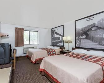 SureStay by Best Western Prince Frederick - Prince Frederick - Bedroom