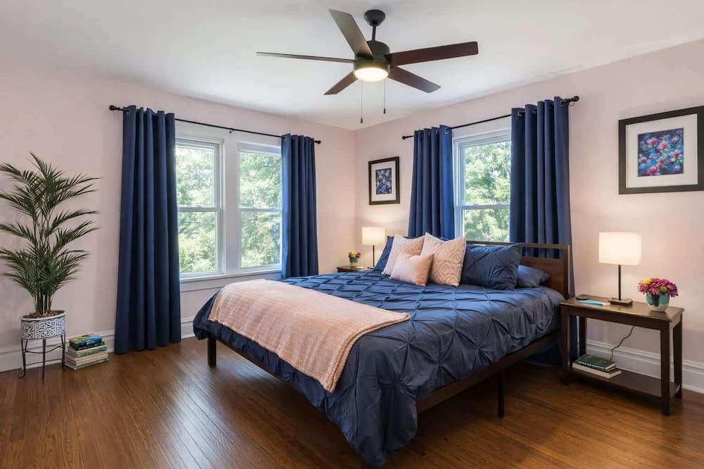 Lockport Haven/3 King Beds/Wi-fi/Near Downtown!
