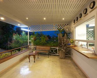 Charn Residence - Chonburi - Recepción