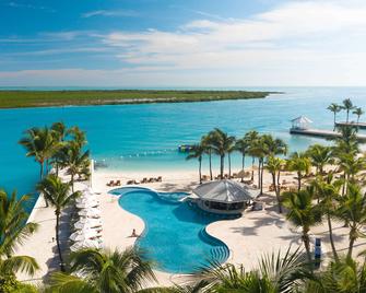 Blue Haven Resort - Providenciales - Pool