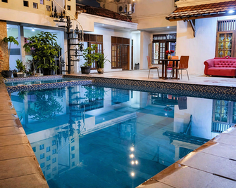 Kasmaran Guest House Syariah By Siha Hospitality - Jakarta - Pool