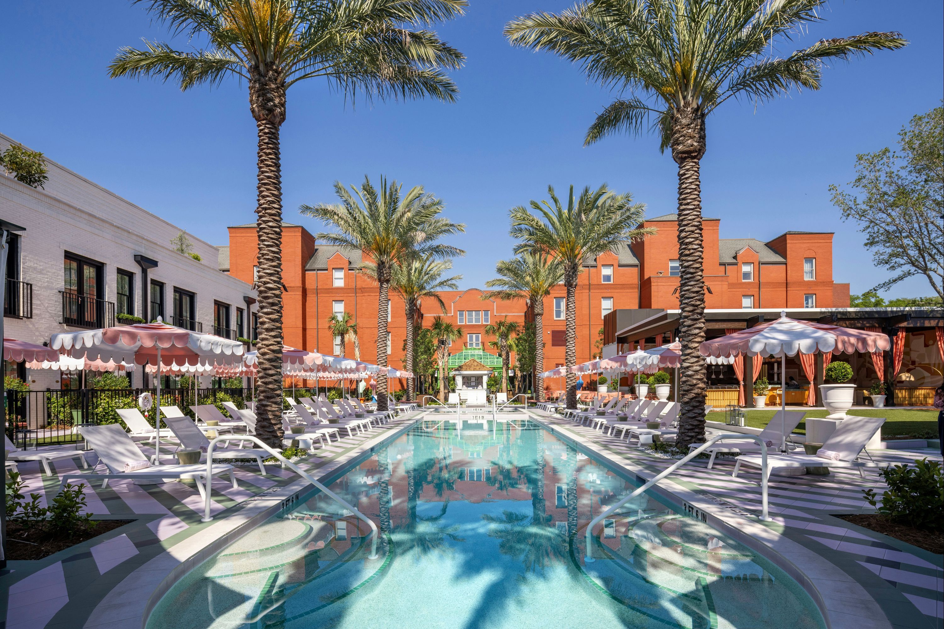 Hotel Bardo Savannah - סאוואנה - בריכה