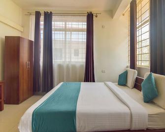 OYO 14144 Hotel Moriz Madikeri - Madikeri - Habitación
