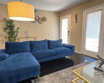 Dt Dallas L Baylor Med Walking Distance L 1bed - Dallas - Huiskamer