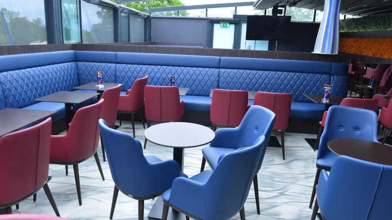 Primus Hotel & Apartments
