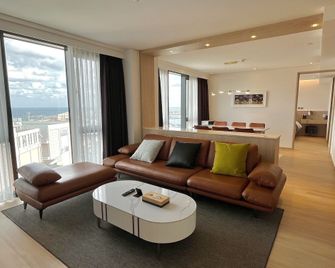 Hotel Fine Jeju - Seogwipo - Wohnzimmer