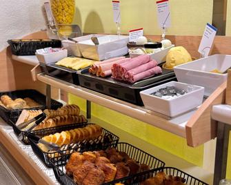 ibis budget Cosne-sur-Loire - Cosne-Cours-sur-Loire - Salle à manger